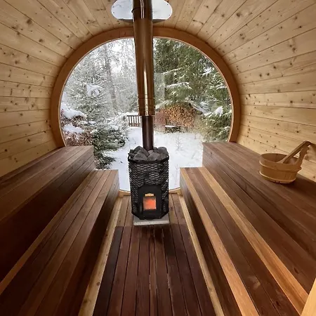 Domcek Pri Studenom Potoku